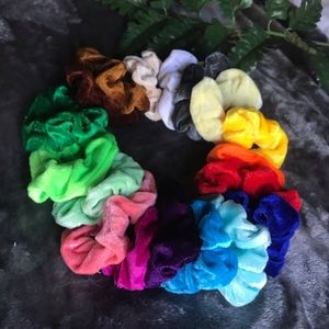 VSCO GIRL🤪 OFFER 10 FOR 3 OR 20 FOR ALL🛍🛒🥳